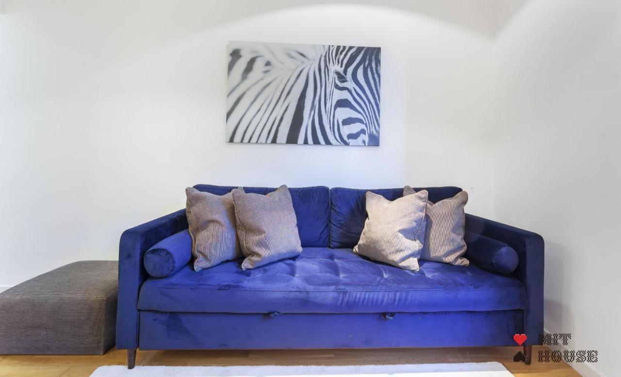 Appartement Mit House Puerta Del Sol III En Madrid Extérieur photo