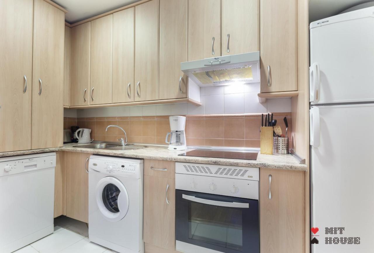 Appartement Mit House Puerta Del Sol III En Madrid Extérieur photo